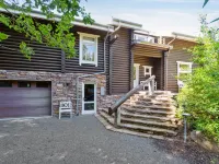 "Heli" - 200m from the Sea