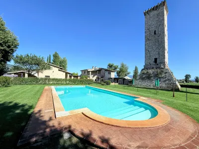 Fab Villa with Fenced Pool, Huge Grounds, Mediation Park, Child Activity Park Hotel in zona Chiesa di San Severino