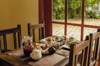 Shoki Shoki Lodge Arusha - breakfast
