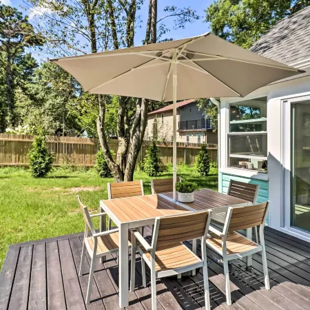 Game Room, Community Beach: Pocono Home!