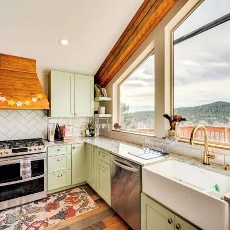 Pristine Cabin w/ Stables in Black Hawk by Casinos