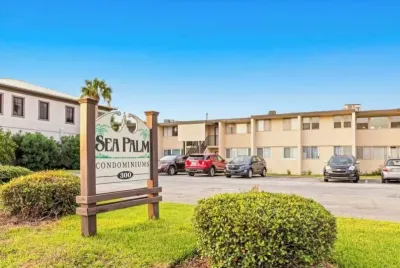 Slice of Heaven - Watercoastal view! Hotels near Emerald Coast Science Center