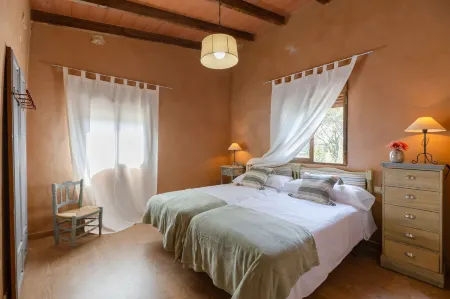 Historical Palms Villa by Fidalsa