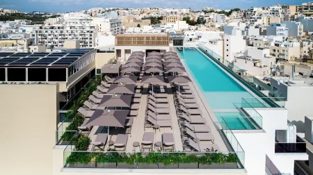 Novotel Malta Sliema Отели рядом с достопримечательностью «Форт Маноэль»