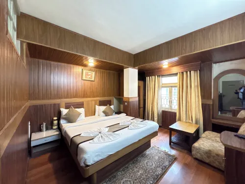 Hotel Marvel International & Restaurant