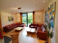 Scenic Villa near Lake View - Wi-Fi