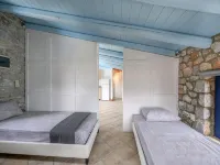 Villa near Lampini with Private Pool -  Ferienhäuser