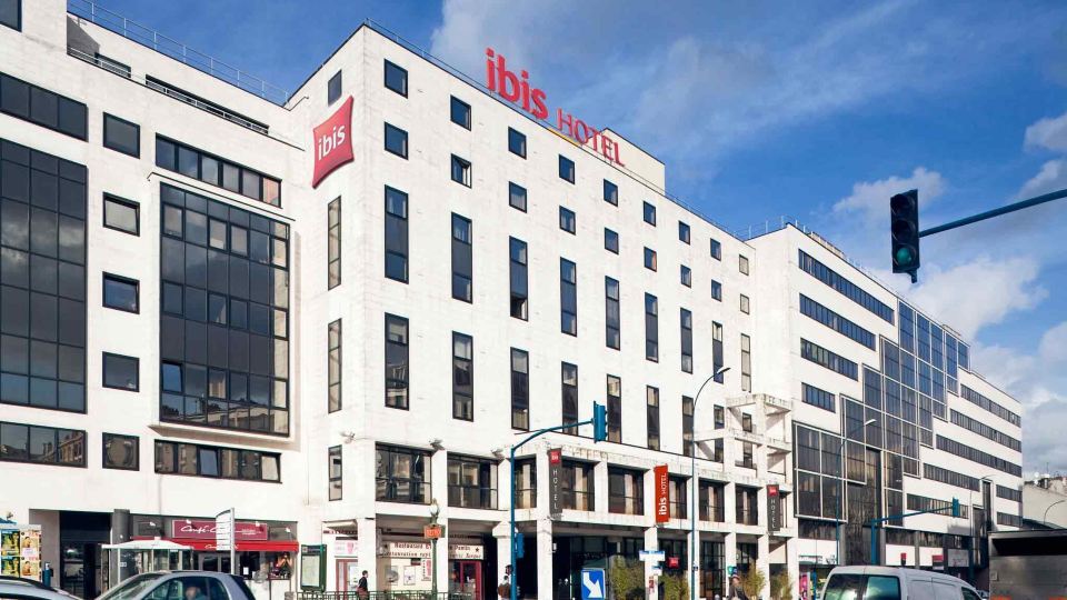 Ibis Paris Pantin Église