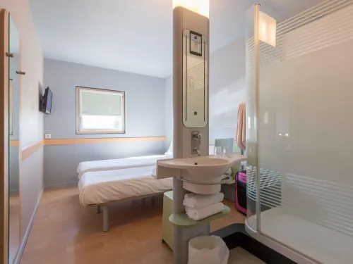 Ibis Budget Ambérieu-en-Bugey Château-Gaillard Các khách sạn ở Aranc