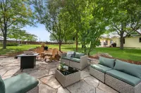 Shady Grove 4 King Beds, Dog Run & Outdoor Fun - 4-Star