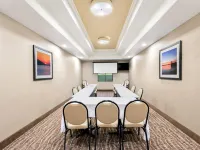 Comfort Inn & Suites Fort Smith I-540 Hotels in Fort Smith