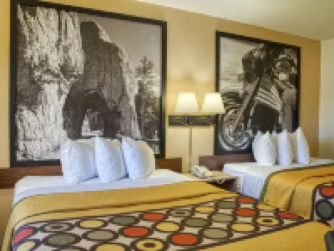 温泉城温德姆速8酒店 温泉村酒店