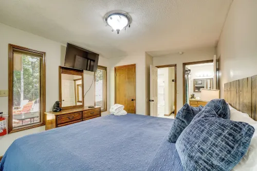 Rare 4-Acre Smoky Mtn Escape 3 Mi from Gatlinburg - spa