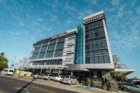 Hotel City Plaza & Suites - parking