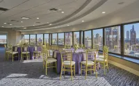 Hyatt Regency Milwaukee - Business