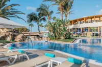Iberostar Waves Playa Gaviotas All Inclusive - Beach