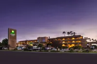 Holiday Inn Express & Suites VENTURA HARBOR by IHG Hotels in Ventura