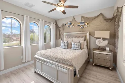 WELCOME! Luxury House w/Pickleball, Beaches, Marco Island, and Golf, & 5th Ave Отели рядом с достопримечательностью «Naples / Marco Island KOA Holiday»