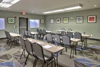 Holiday Inn Express & Suites PORTALES by IHG