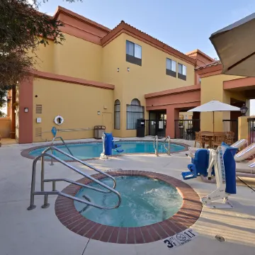 Best Western Plus Fresno Inn