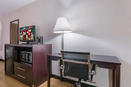 Red Roof Inn Carrollton Отели в г. Вевей