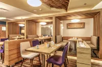 Holiday Inn PLOVDIV by IHG - Bữa sáng