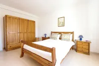 Vila Apartment - Duna Parque Resorts & Hotels Hotels near Praia do Malhao