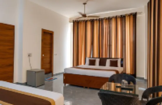 Hotel Yash Regency - JMD集團管理