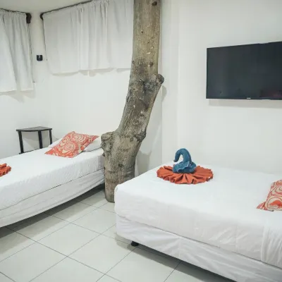Carpao LODGE Hotels near Astrea
