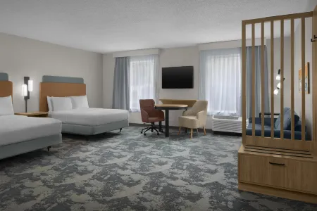 Hampton Inn & Suites Huntersville Отели рядом с достопримечательностью «Hot trends»