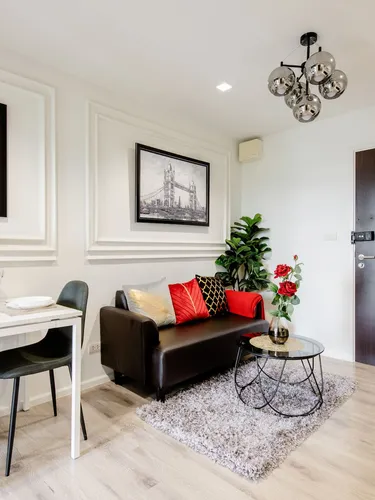 รูปภาพของเออร์เบิน อีเลแกนซ์ ไนท์สบริดจ์ บีทีเอส แบริ่ง