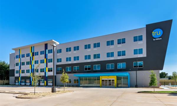 Tru by Hilton Pensacola I-10 North Davis Highway