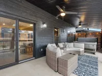 Rocky Shores Retreat - Indoor Pool Open Hotels in Ridgedale