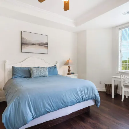 Stone Cliff Relaxation w/ Resort Amenities!