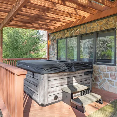 Lake Arbutus Escape! Game Room, Dock and Fire Pit