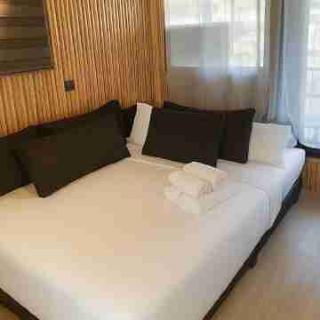 Suite on the Water + Sailing Rooms