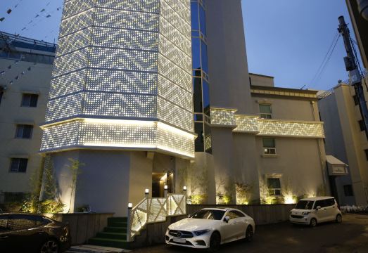 이끌림호텔 충장점