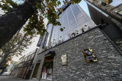 Daegu Duryu Sweet Hotel Hotels near 83 Tower