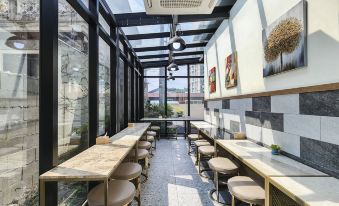 Suncheon Hound Hotel Suncheon Station Branch