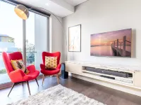 Comfy 1-Bed Apartment in Perfect Location