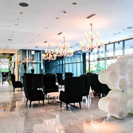 Value Yourself Luxury Beach Near Airport