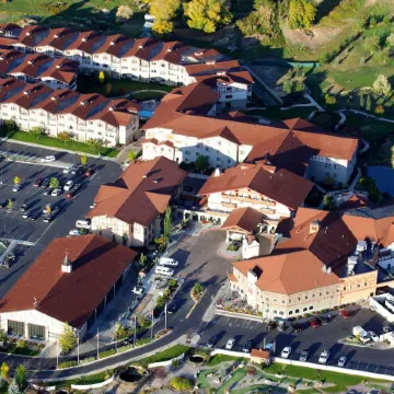 Villas at Zermatt Resort - Condos