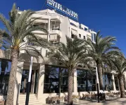 Iliria Internacional Hotel - วิวทะเล