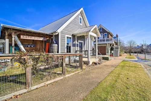 Cozy Carlton Landing Home - Near Lake Eufaula - Swimmingpools