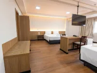 Hotel ÉVORA by Rede Sagres 플라네타륨 주변 호텔