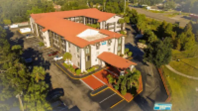 Rodeway Inn Near Ybor City - Casino Hotels in Tampa