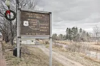 Walk to Lake Superior: Ontonagon Home w/ Fire Pit! - Homestays
