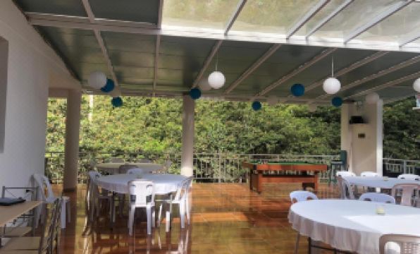 Zoila's Suite Escape