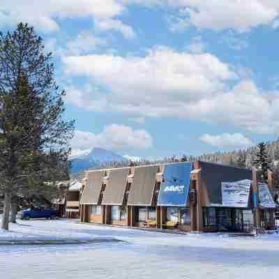 Marmot Lodge Jasper Hotel Exterior