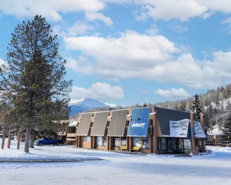 マーモット ロッジ ジャスパーのホテル